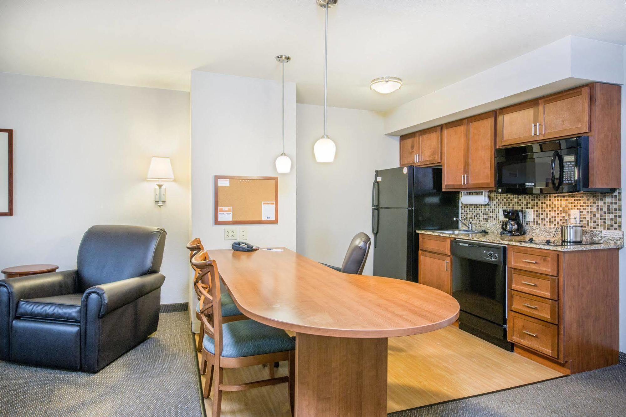 Candlewood Pittsburgh-cranberry By Ihg Cranberry Township